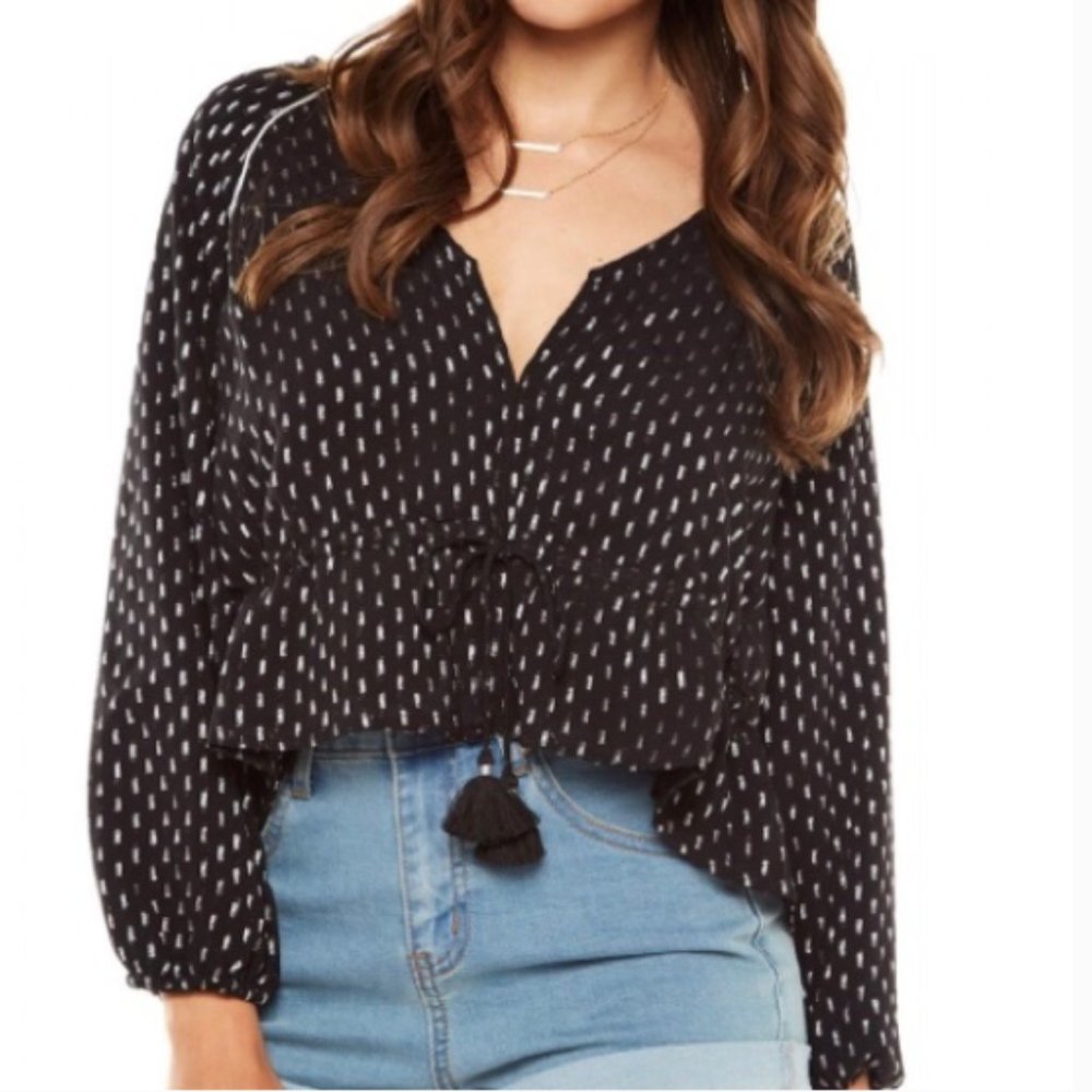 New! REVOLVE Amuse Society Vedda Tassel Woven Top Women's Size M - Picture 2 of 11